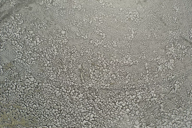 Bursa'da 43 yıldır arazileri sulayan gölet can çekişiyor