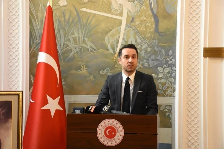 Ulu Önder Atatürk dünyada törenlerle anılıyor