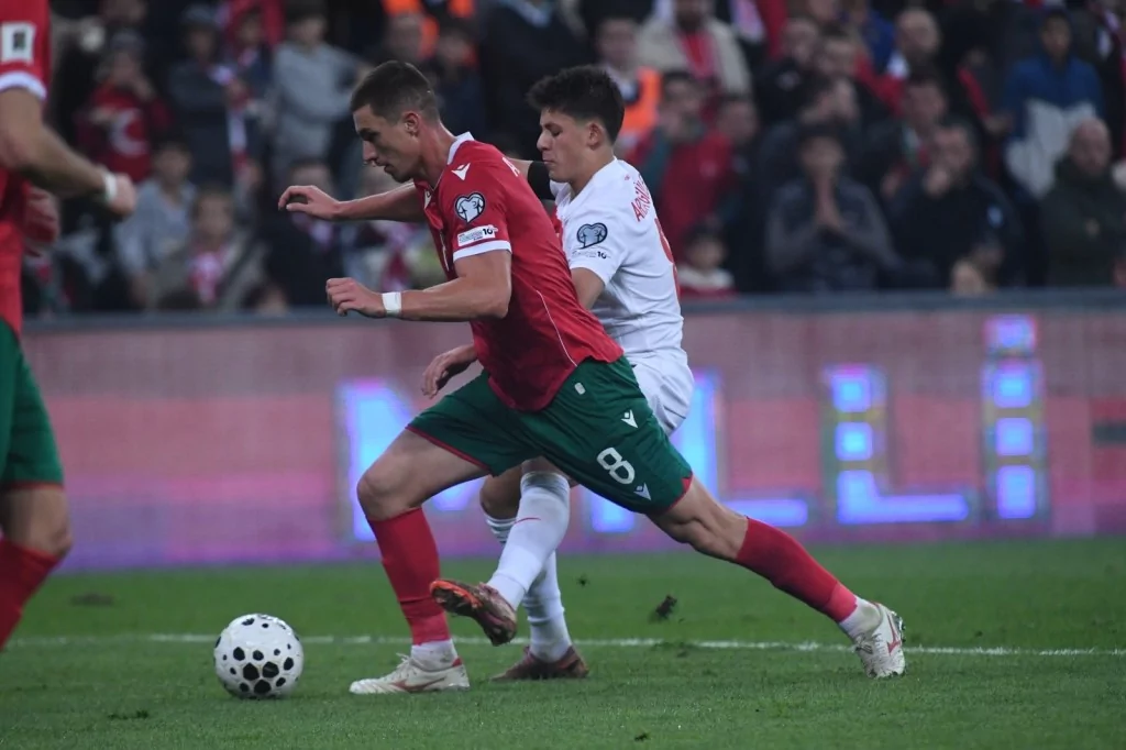 Bizim Çocuklar Bulgaristan'ı Bursa'da devirdi!