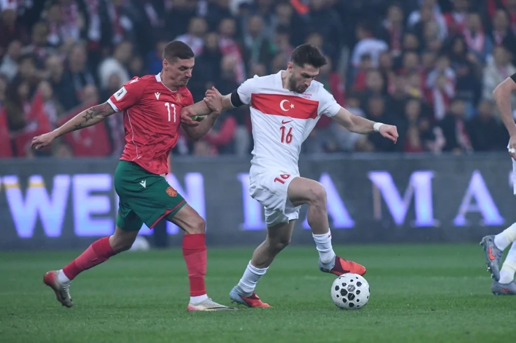 Bizim Çocuklar Bulgaristan'ı Bursa'da devirdi!