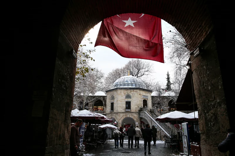 Bursa'da kar yağışı etkili oldu