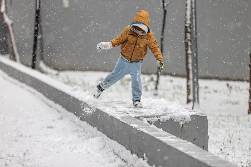 Bursa'da kar yağışı etkili oldu