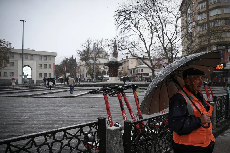 Bursa'da kar yağışı etkili oldu
