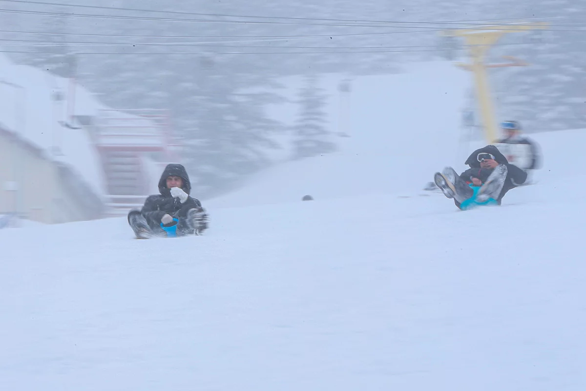 Uludağ'da kar kalınlığı 1,5 metreye yaklaştı