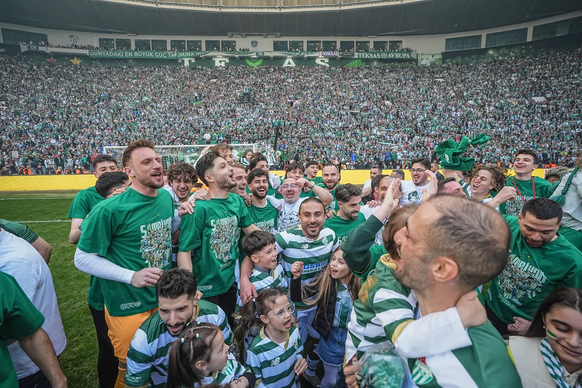 Şampiyon Bursaspor!