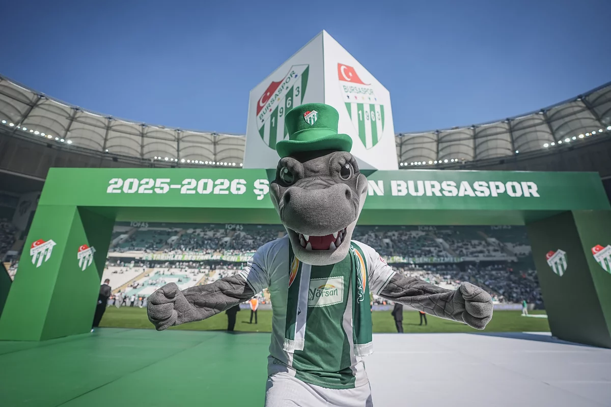 Bursaspor şampiyonluk kupasına kavuştu!