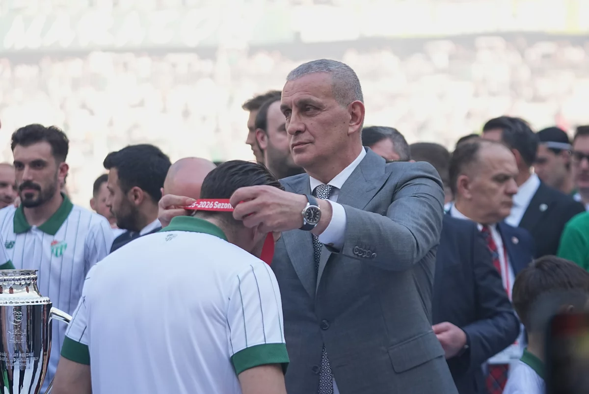 Bursaspor şampiyonluk kupasına kavuştu!