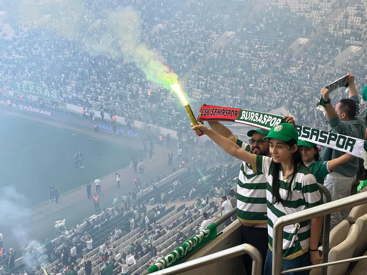 Bursaspor şampiyonluk kupasına kavuştu!