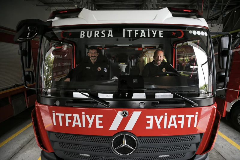 Bursa'da itfaiyecilik babadan oğula geçti