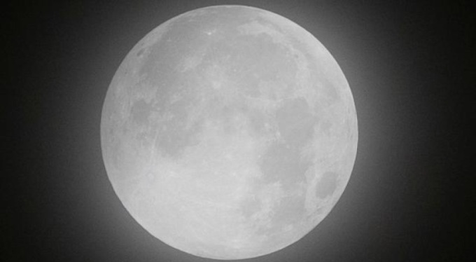 NASA Ay'da yaşam için tarih verdi