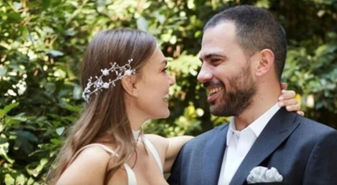 Aslı Enver'den hamilelik kararı: 15 bin dolar tazminat