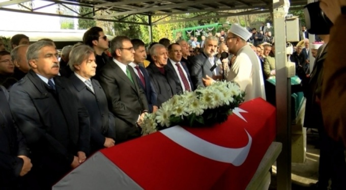 Hıncal Uluç son yolculuğuna uğurlandı