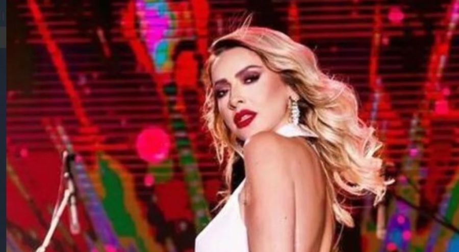 Hadise ve ablası Hülya Açıkgöz barıştı