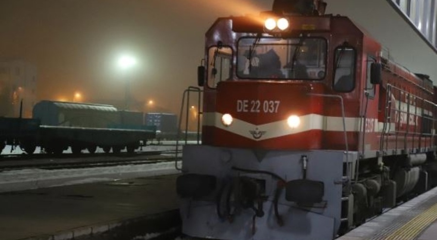 Sezonun ilk seferine başlayan "Turistik Doğu Ekspresi" Kars'a ulaştı