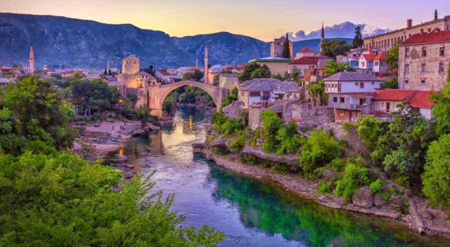 Bir ülke daha AB kapısında