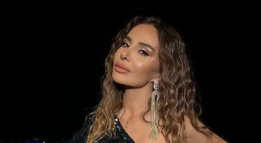 Betül Demir sahnede yürek hoplattı