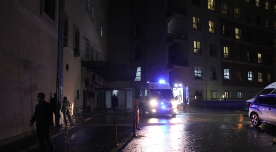 Baba-oğul tartışmasında kan aktı