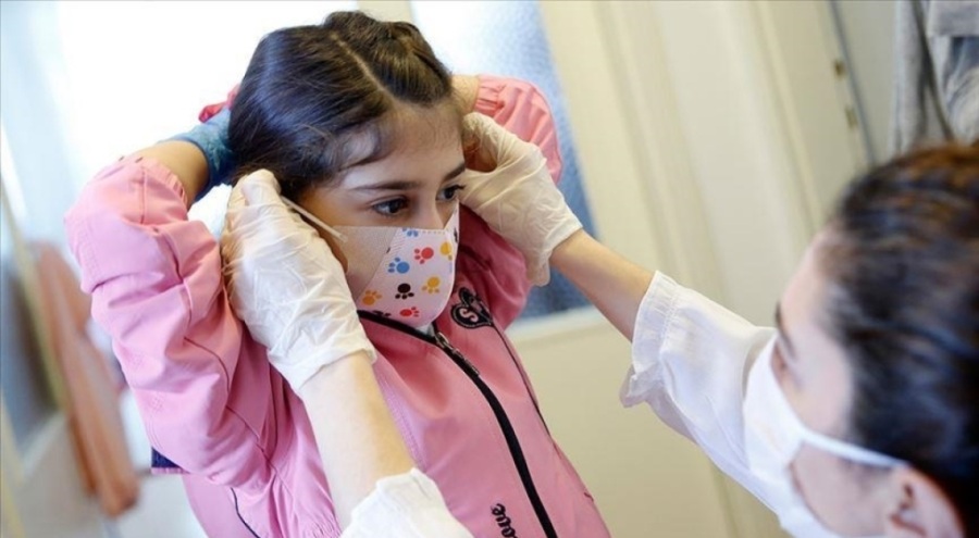 Uzmanlardan çocuklara maske önerisi