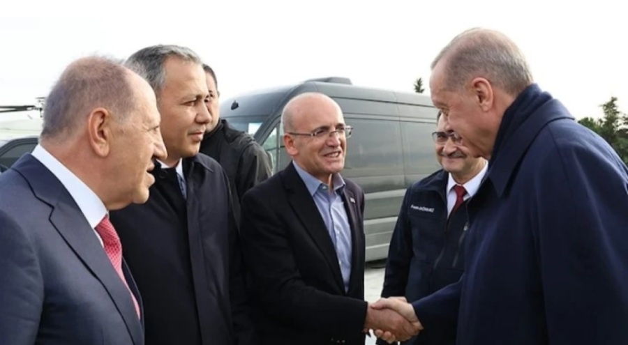 Cumhurbaşkanı Erdoğan, Mehmet Şimşek ile fotoğraf verdi