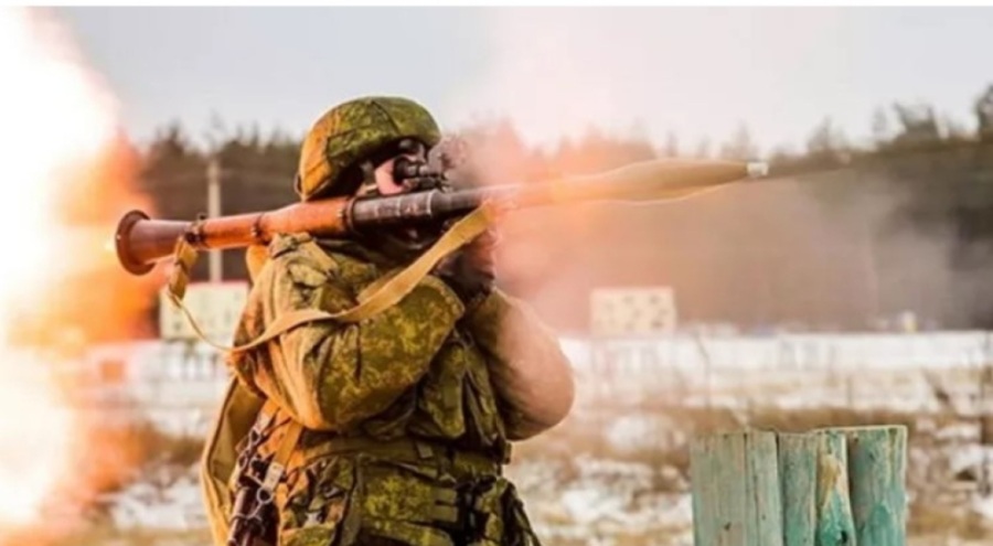 Avrupa diken üstünde! Rusya tatbikata başladı