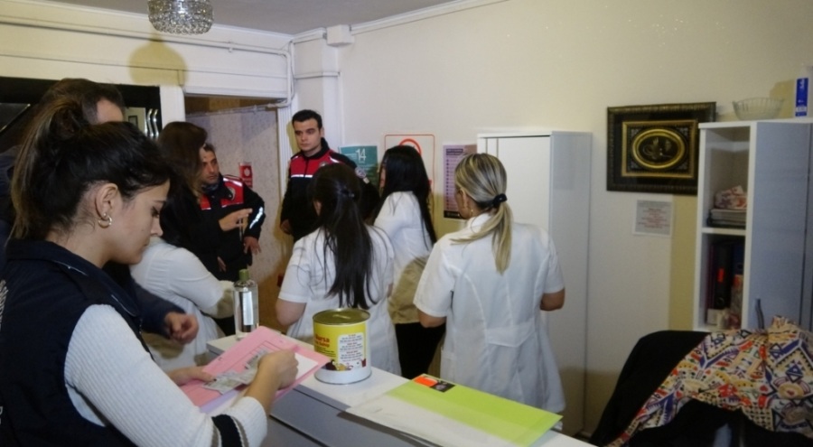 Bursa'da masaj salonlarına polis denetimi
