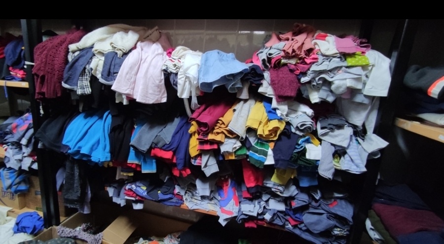 Bursa'daki sevgi marketinde her şey ücretsiz
