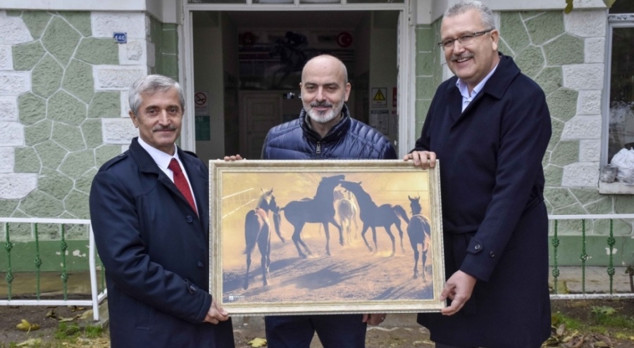 Bursa Karacabey Harası örnek oluyor
