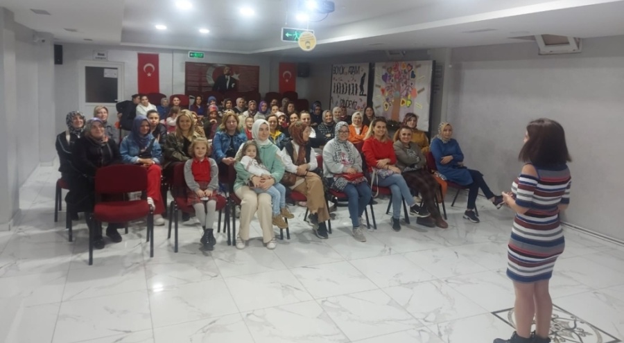 "Aile Okulu" projesi ile Bursa'da on binlerce kişiye ulaşıldı