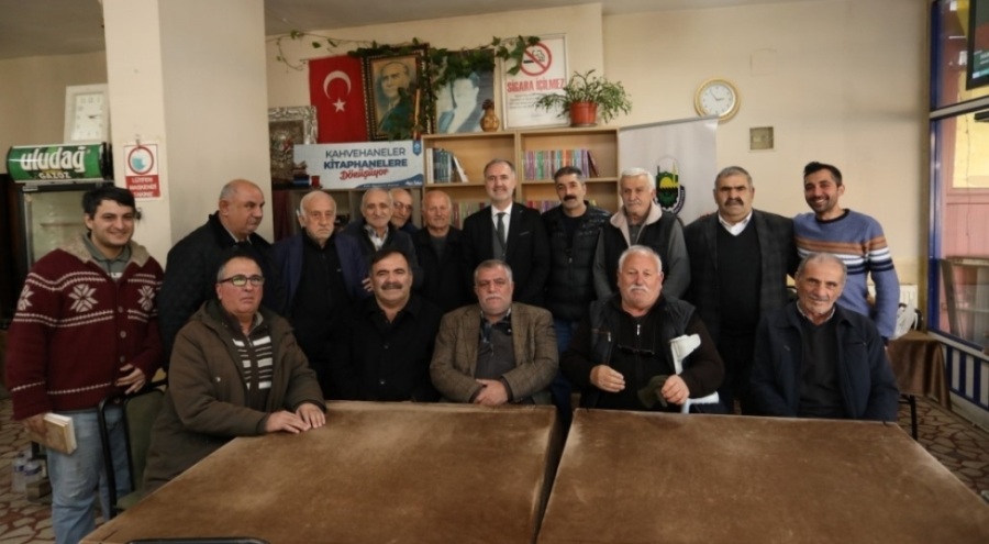 Bursa İnegöl'de kahvehaneler kitaphaneye dönüşecek.