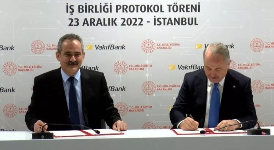 Bakan Özer: Okullarda ücretsiz yemek vereceğiz