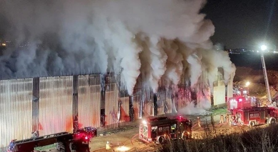 Geri dönüşüm tesisinde yangın!