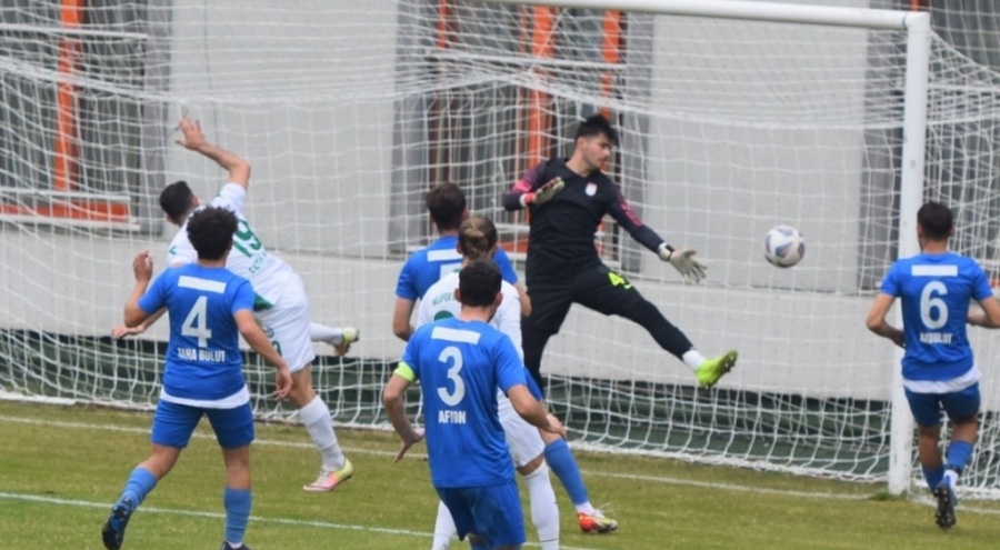 Nilüfer Belediye Futbol Spor Kulübü galibiyeti yakaladı