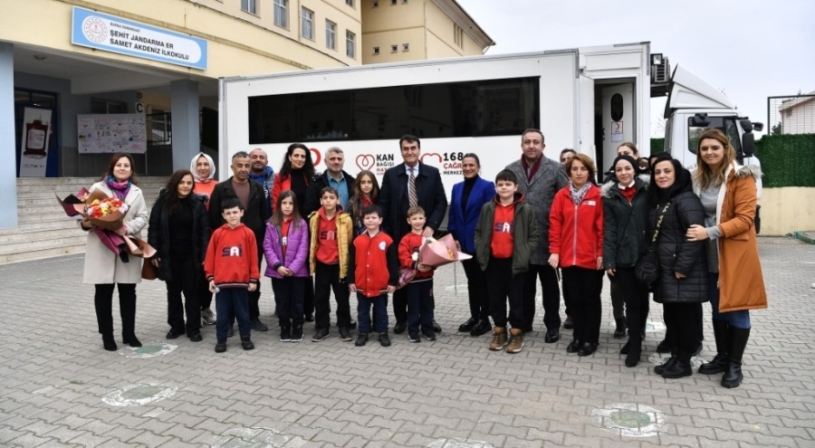 Osmangazi Belediye Başkanı Dündar'dan kan bağışına destek