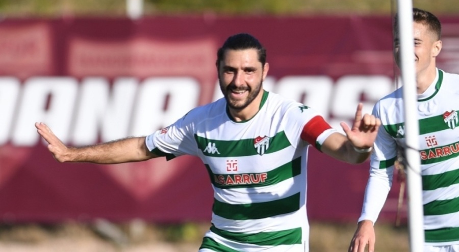 Bursaspor Özer Hurmacı ile anlaştı