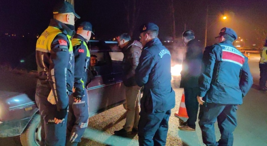 Bursa'da ehliyetsiz sürücü polise yakalandı