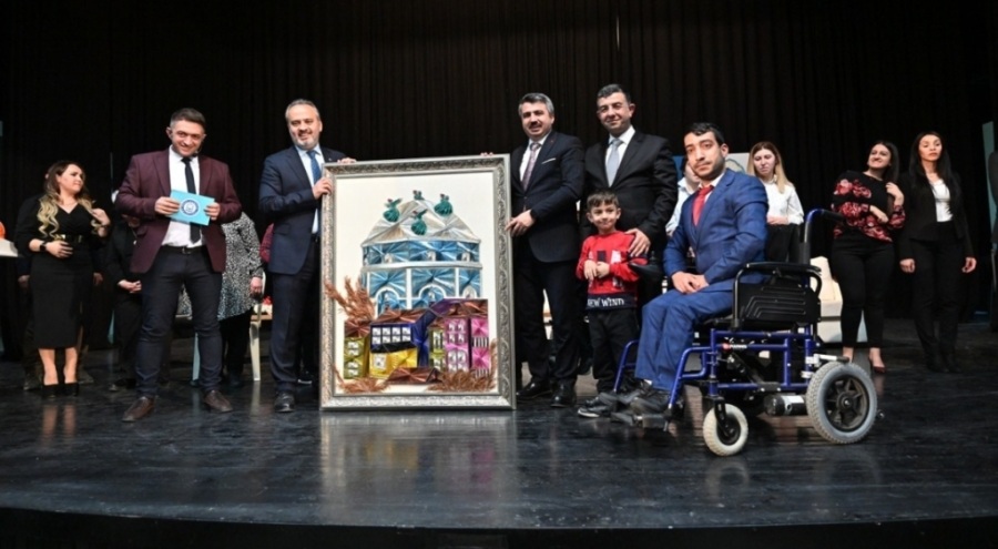 Bursa'da  'Engelsiz Tiyatro' seyirci ile buluştu