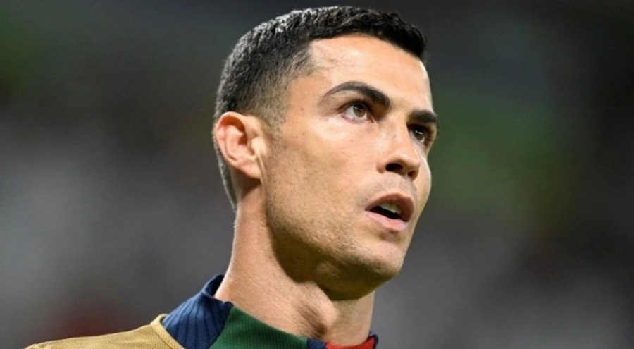 Ronaldo yıllık maaşı en yüksek sporcu oluyor