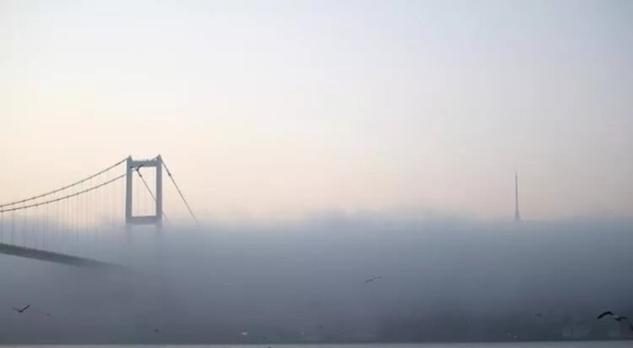 İstanbul Boğazı gemi trafiğine kapatıldı