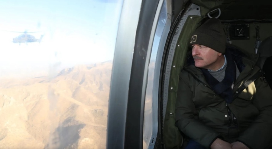 Soylu, Şırnak ve çevresindeki üs bölgelerini havadan inceledi