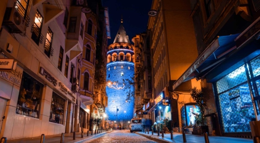 Galata Kulesi bomba ihbarı nedeniyle kapatıldı!