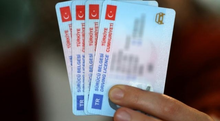 Ehliyet özellikli kimlik kartı sahibi sayısı 5 milyon 208 bin 331 oldu