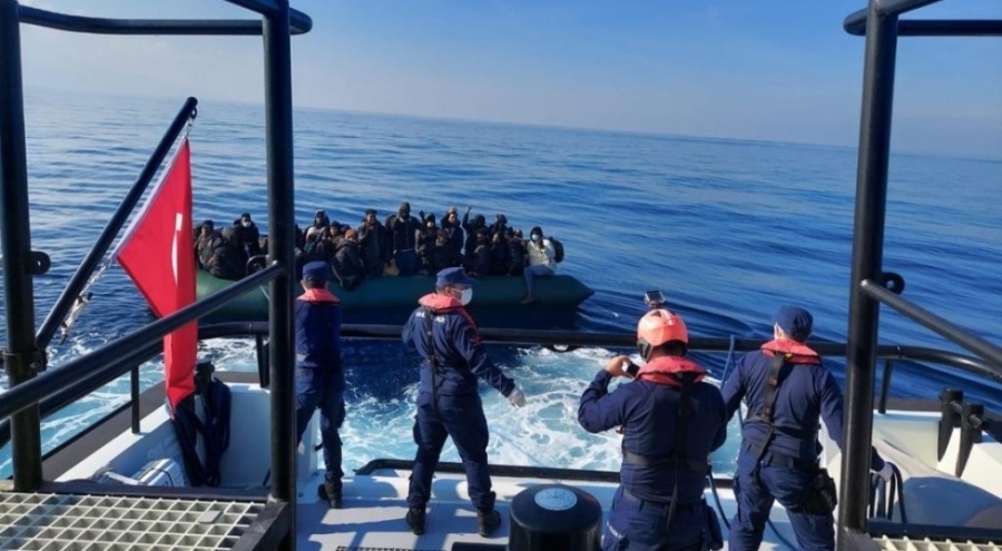 Ege'de 113 kaçak göçmen kurtarıldı