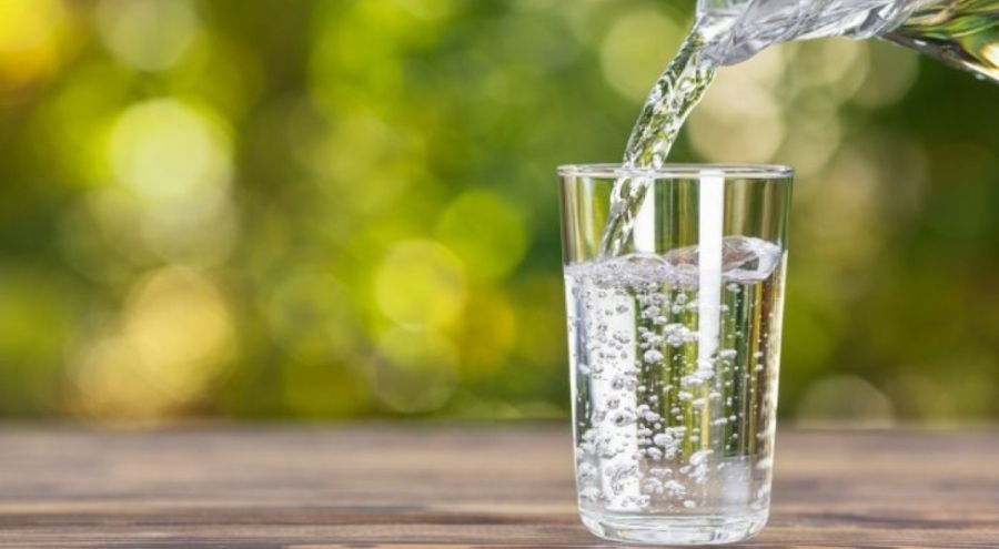 Günde 8 bardak su içmek ömrü 15 yıl uzatıyor