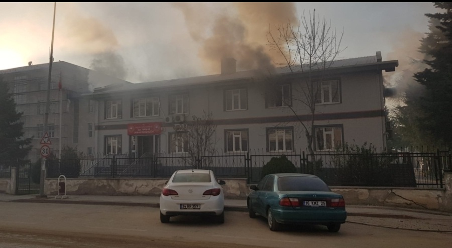 Bursa'da İlçe Tarım ve Orman Müdürlüğü binasında yangın