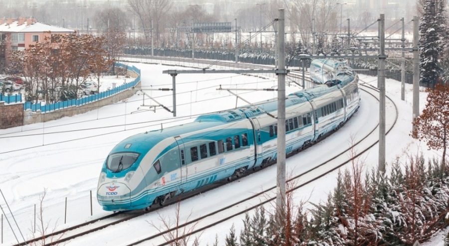 YHT bilet fiyatlarına yüzde 15 zam geldi!