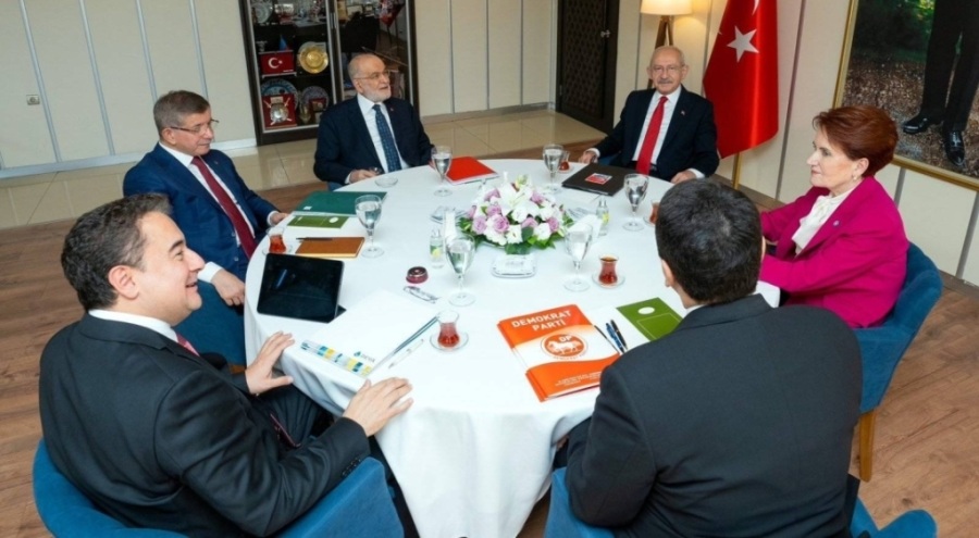 Temel Karamollaoğlu: Adaylık konusu açılır