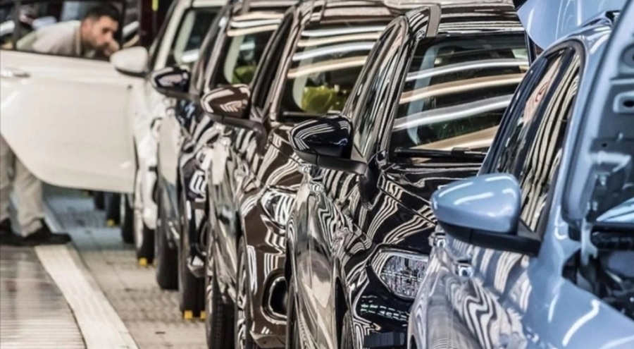 Otomotivdeki sorunlar arzdan talebe doğru kayıyor
