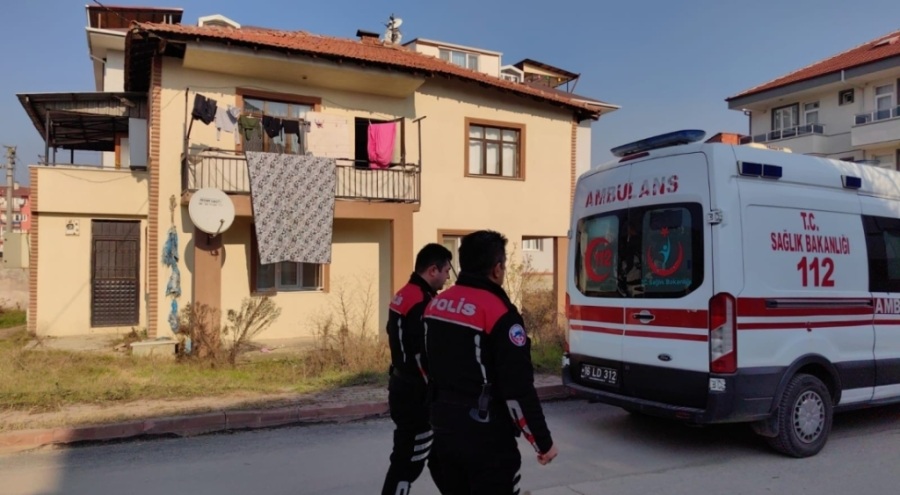 Bursa'da hırsızdan korkan kadın çocuğu ile birlikte balkondan atladı