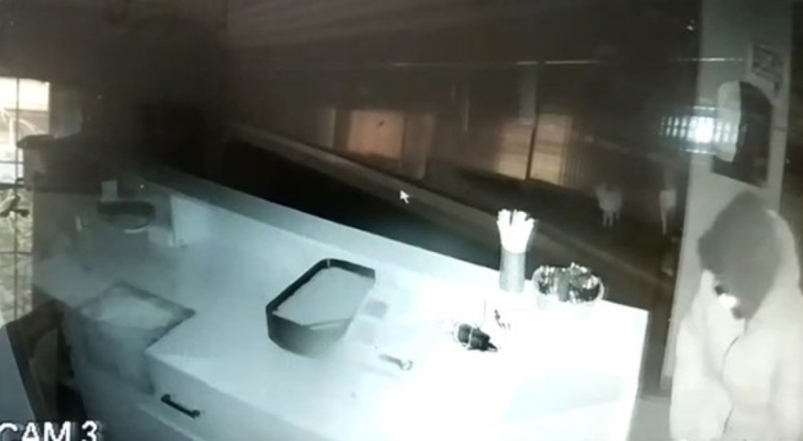 Bursa'da gece yarısı iş yeri hırsızlığı