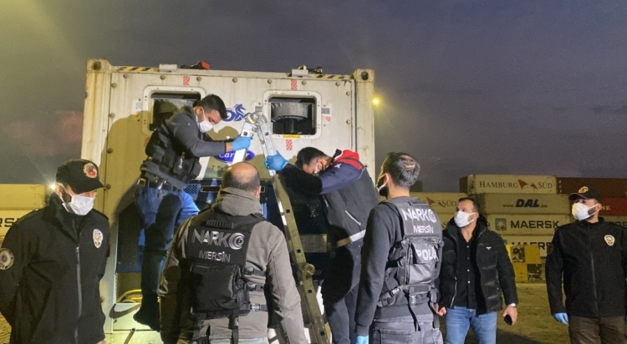 Mersin'de büyük operasyon: 45 kilo kokain ele geçirildi
